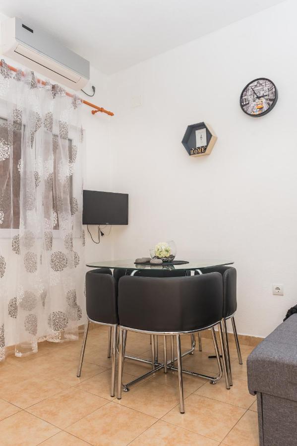 Apartments Slavka 로고즈니차 외부 사진