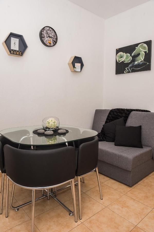 Apartments Slavka 로고즈니차 외부 사진