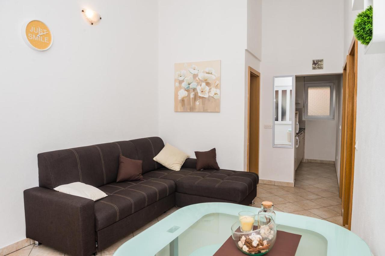 Apartments Slavka 로고즈니차 외부 사진