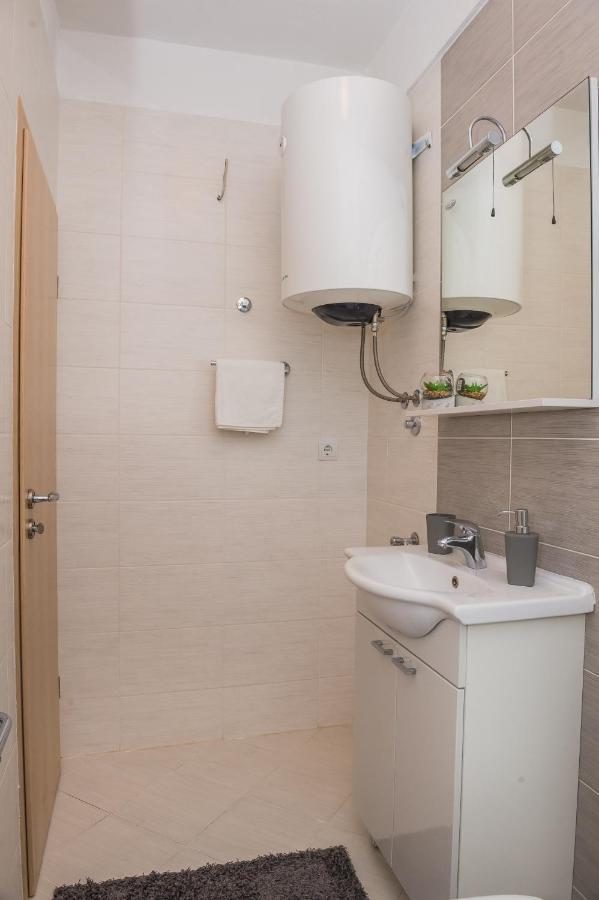 Apartments Slavka 로고즈니차 외부 사진