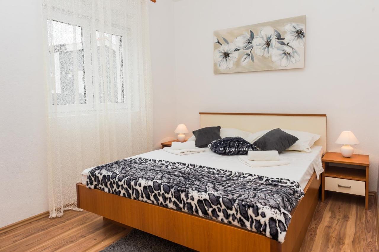 Apartments Slavka 로고즈니차 외부 사진